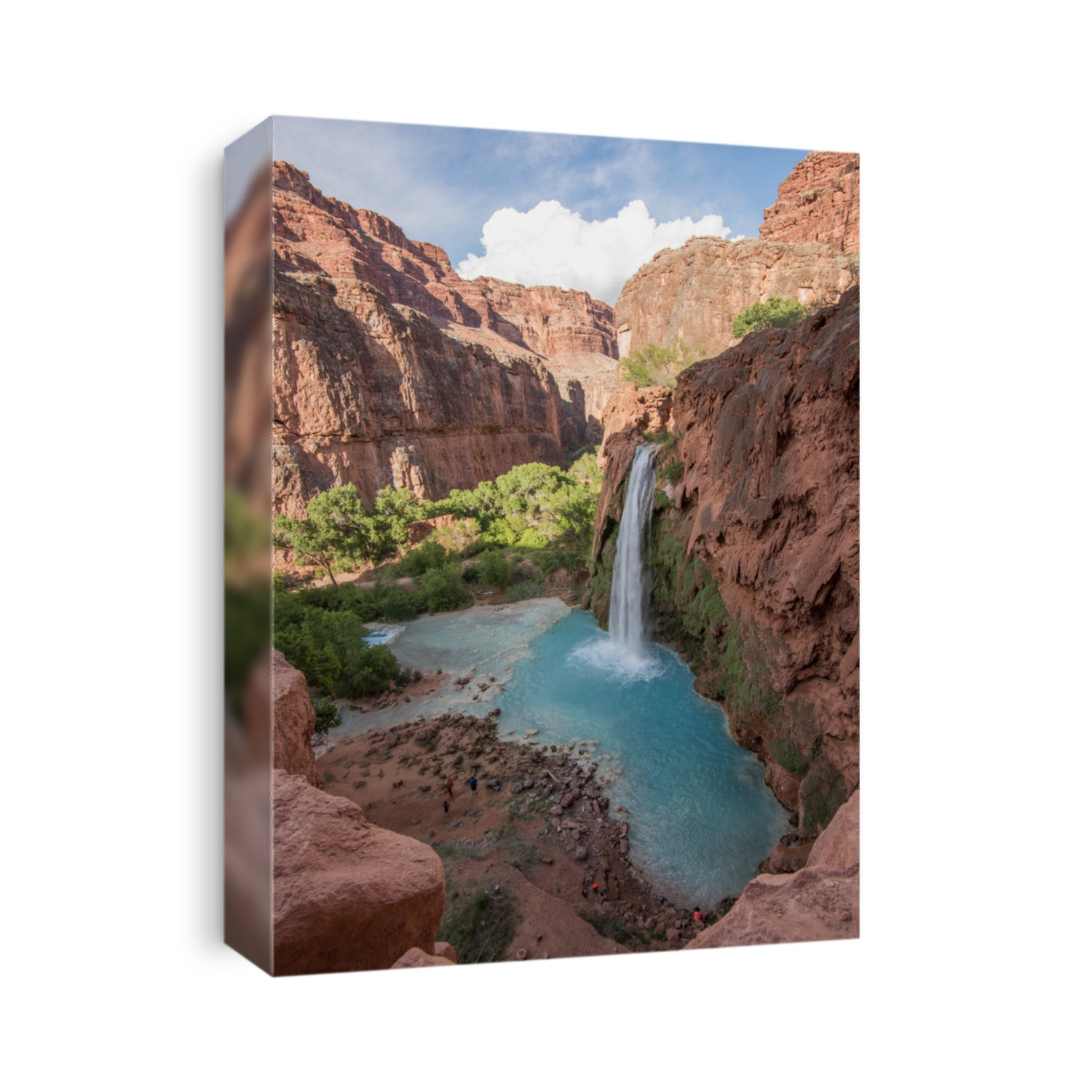 Havasu Falls waterfall in Arizona