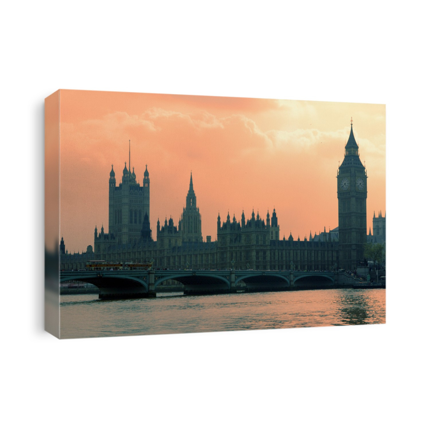 London skyline sillouted against the evening rays
