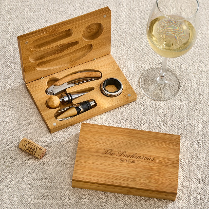 Family Name Bamboo Wine Gift Set