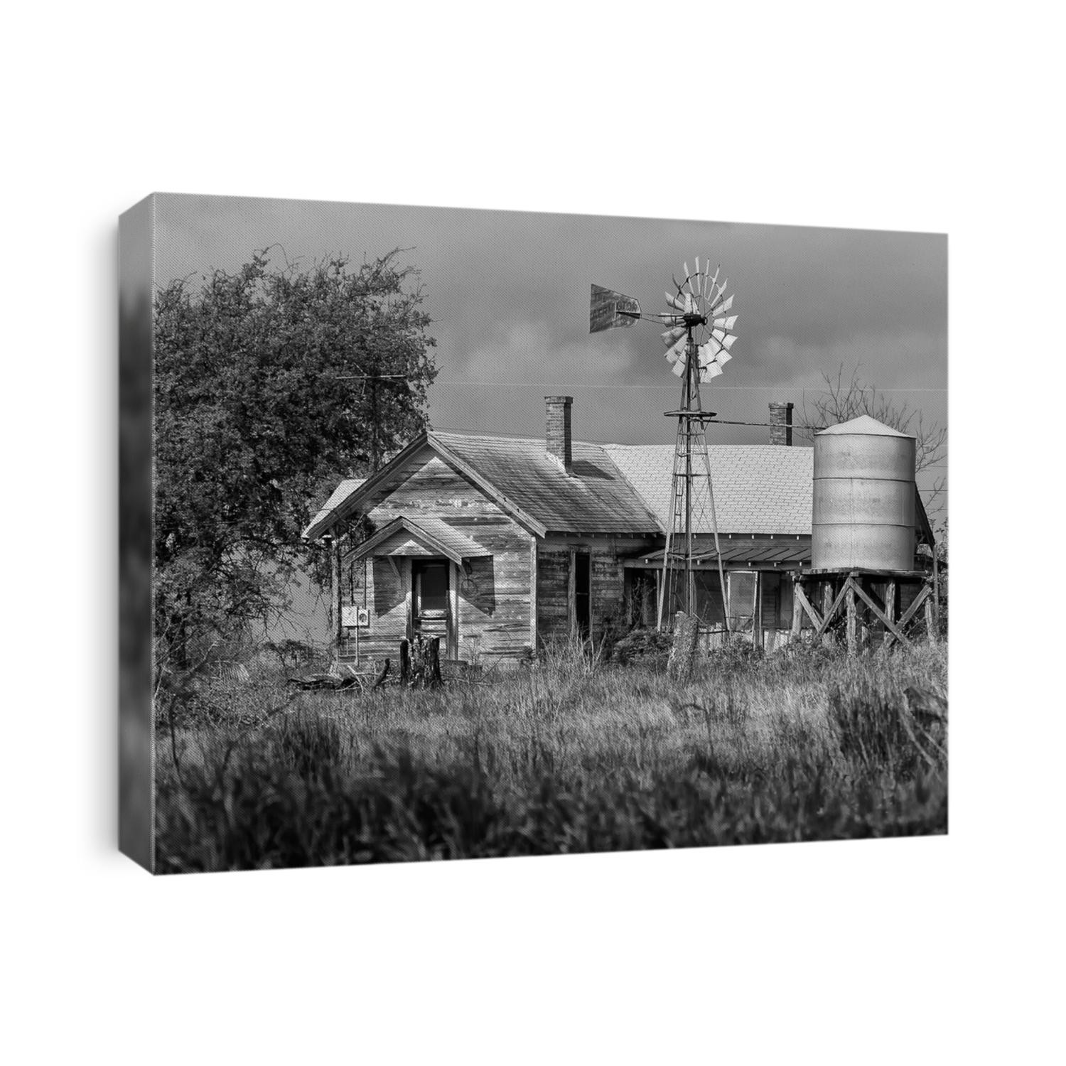 Abandoned Texas farmhouse - the encroachment of Texas cities continues as this house exists no more. 