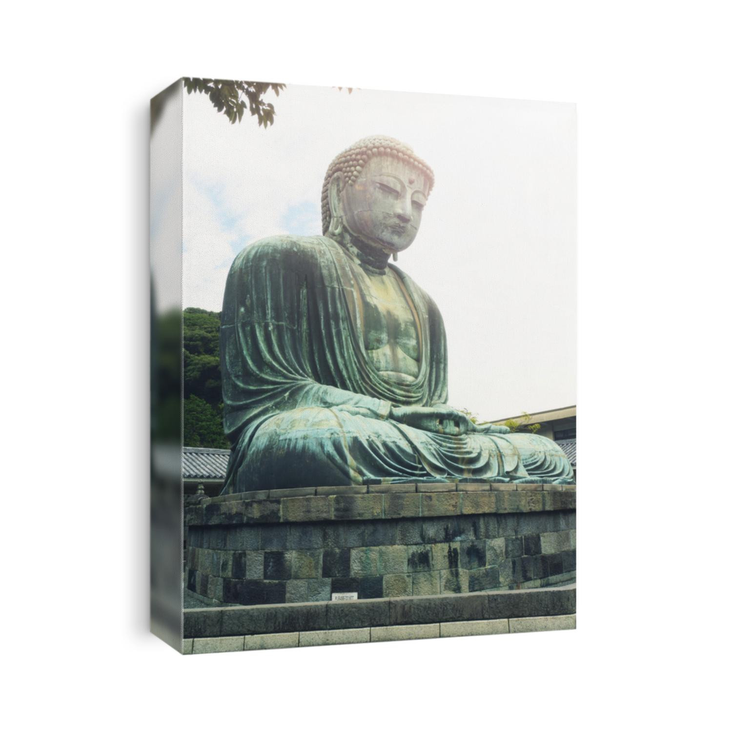 Giant Buddha statue in Kamakura