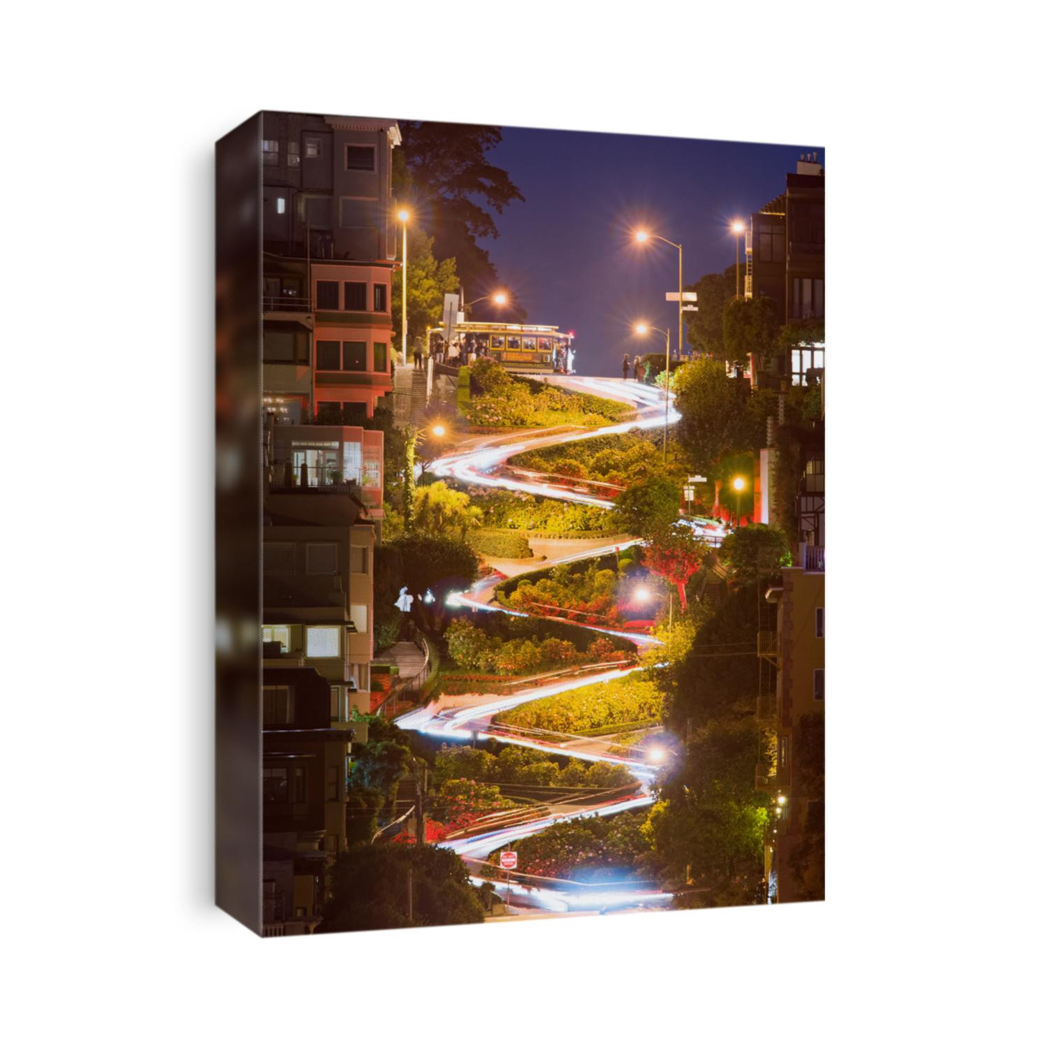 Lombard Street/Distance view with cable car